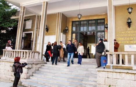 Tarık Zafer Tunaya Kültür Merkezi, nikah salonu oldu!