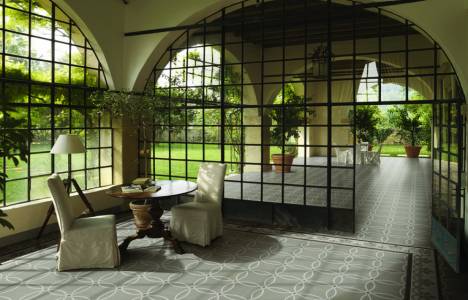  Kalebodur, karo çini koleksiyonu Elhamra'yı tanıttı!