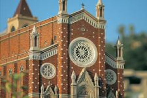 Didim Akbük'teki eski çamaşırhanenin kiliseye dönüştürülmesi önerildi