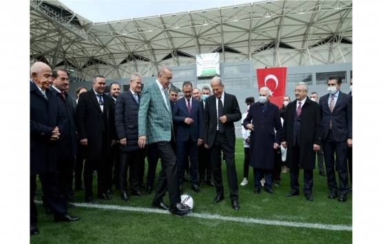 Alsancak Mustafa Denizli Stadı açıldı!