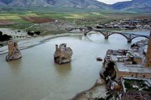 Hasankeyf\'i Yaşatma Girişimi