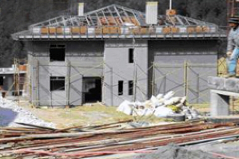 Ali Poyrazoğlu ve Şener Şen'in villasına yıkım!