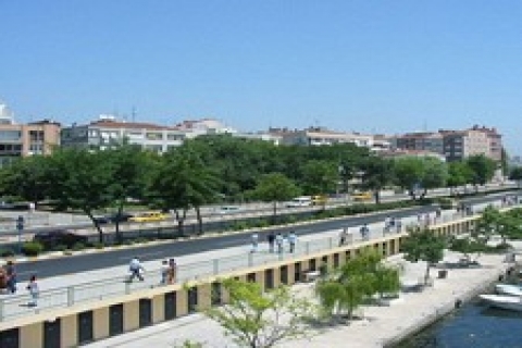 İstanbul Vakıflar Bakrköy 'de kat karşılığı bina yaptıracak!