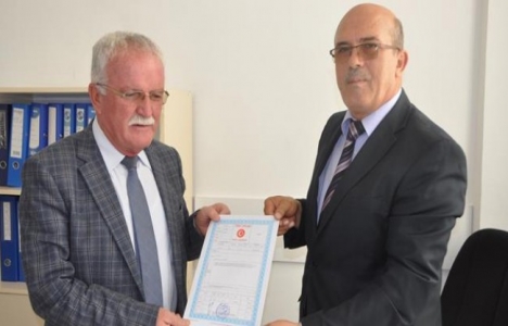 Isparta Pınar Pazarı Kooperatifi'ne 23 yıl sonra tapu!