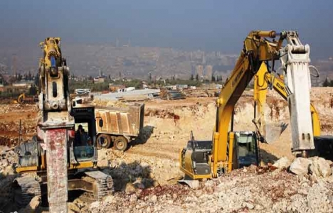 TOKİ Yüksekova'daki 1.830 konutu yılsonu tamamlıyor!