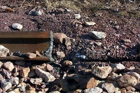 Bursa Harmancık'ta Ankara-İzmir treninin geçeceği raylar çalındı!