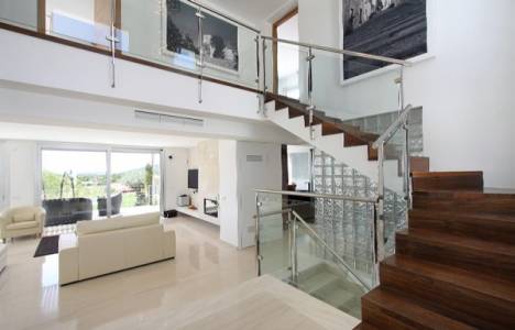 Adana'da 1 milyon 552 bin liraya satılık dubleks villa! 