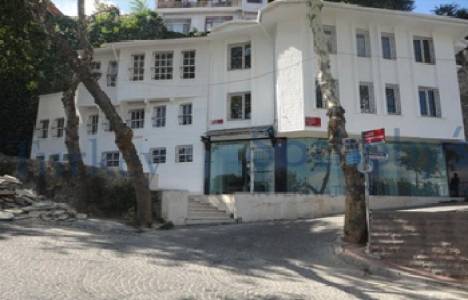 Unkapanı nda 2.5 milyon dolara 500 metrekarelik bina!