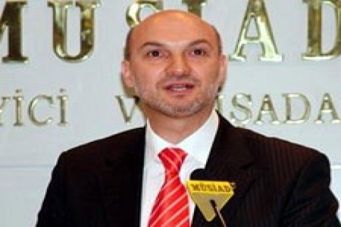 Ömer Cihad Vardan: Müteahhitlerin zararı karşılanmalı!