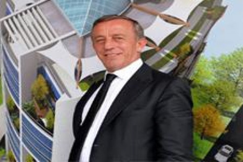 Ali Ağaoğlu: 10 bin yeni konut yolda