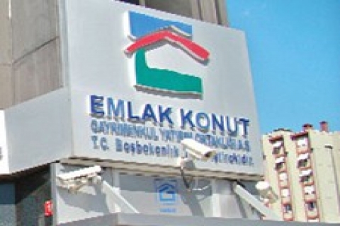 Emlak Konut İkitelli'de 3 parseli satışa çıkardı!