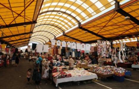 Pazar yerleri sokaklarda kurulmaya devam edecek!
