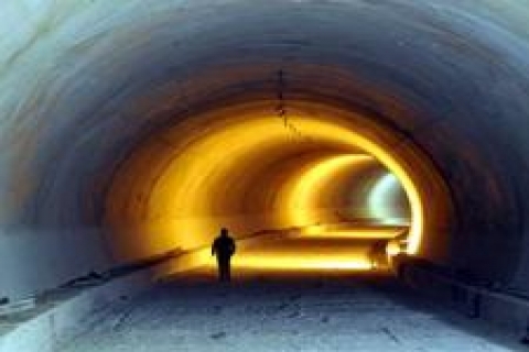 İzmir'deki Üçyol-Üçkuyular metro ihalesi iptal edildi