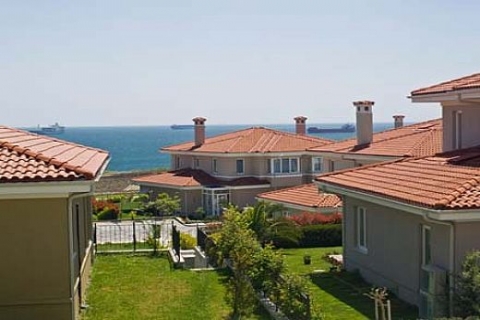 Eston Deniz Yakuplu'da 330 lira taksitle! Yüzde 20 indirim, faizsiz vadelendirmeyle!