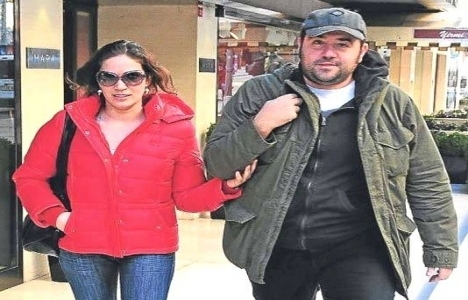 Ata Demirer annesinin evine taşındı!