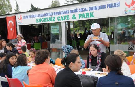 Aliağa Belediyesi, Engelsiz Park Cafe'nin açılışını yaptı!