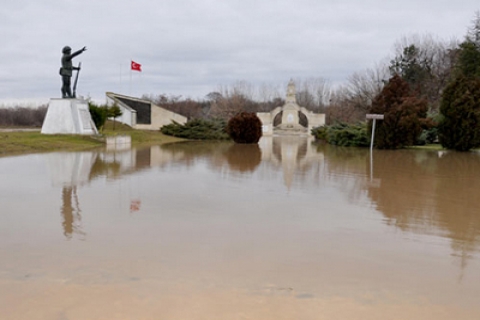 Tunca Nehri taştı, Meriç Nehri'nin seviyesi yükseliyor!