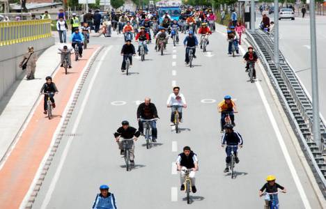  Konya'da caddelere bisiklet yolları yapılıyor!