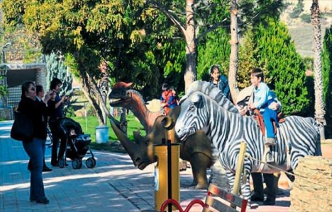 Çukurova Jurassic Park ile cazibe merkezi olacak!