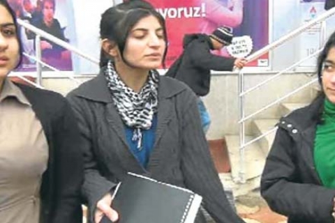 Şırnak İdil'de yurt kapandı, 125 kız öğrenci evine gönderildi!