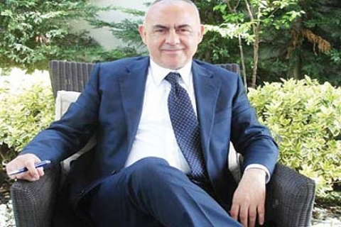 Mehmet Okay: Sıfır faizle konut satışı krize davetiye çıkarır!