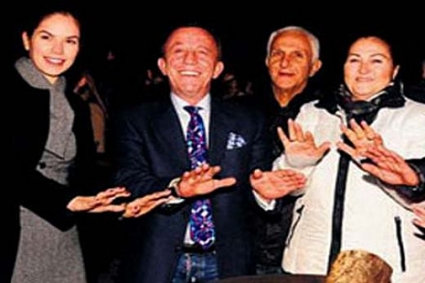 Ali Ağaoğlu, My Club'ta parti düzenledi!