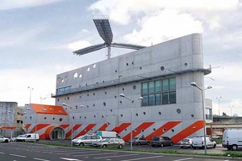 Fransa'da yapılan Helikopter bina, enerjisini pervanesinden alıyor!