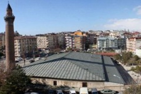 Sivas Ulu Cami'nin minaresi için kavşak düzenlemesi yapılıyor!