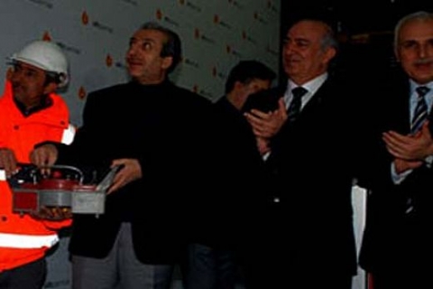 Altıparmak Gıda, 2013'te açacağı kompleksin temelini attı!