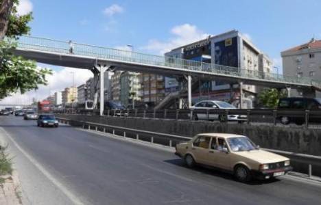 Avcılar Derya Caddesi'ndeki üst geçidin yeniden yapılması isteniyor!