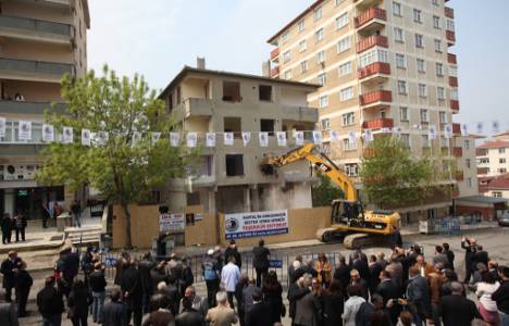Kartal'da kentsel dönüşüm yıkımları yapılıyor!