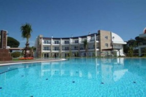 Pearl Golf Sitesi'nde 407 bin TL'ye icradan satılık villa!