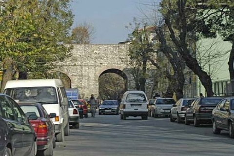 İstanbul Fatih'te işhanındaki büro icradan 900 bin TL'ye satılık!