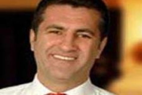 Mustafa Sarıgül, yaptıracağı okula şehitin adını verecek