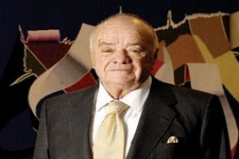 şarık Tara: Champs Elysees'de Türklere bina yaptırmazlar!