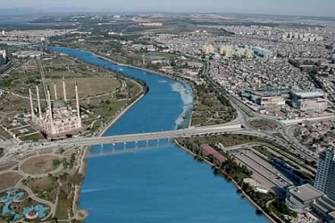 Adana Yüreğir'in Kışla ve Başak Mahallelerine 3 bin 786 konut yapılacak!