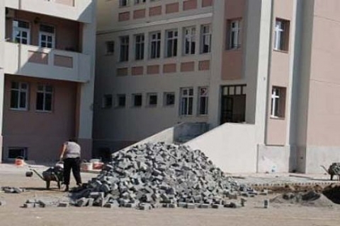 Antalya Kumluca'da okul inşaatı yaptırılacak!