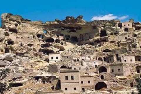 Kapadokya ucubesi, inşaat aşamasında yıkıldı!