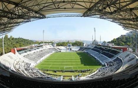 Beşiktaş Sportfive'ın 150 bin dolarlık teklifini değerlendiriyor!