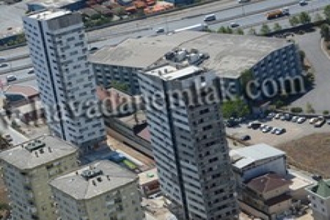 Helenium Twins'te son durum!