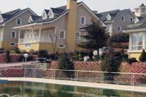 Zeytinsuyu Tepesi Evleri'ni Saros yapacak, eşyayı Simtel koyacak