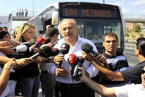 Kadir Topbaş: 2.köprü'den metrobüs geçişi olabilir!