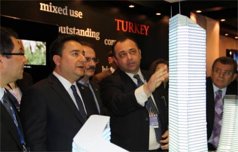 Ali Babacan MIPIM’de Metropol İstanbul standını ziyaret etti!