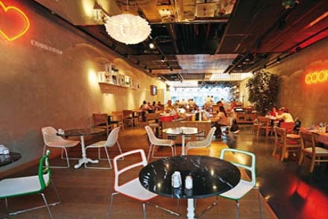 Restoranlar, Arap turist için mönülerini yeniliyor!