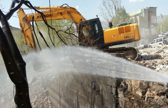 Kahramanmaraş Kurtuluş'ta 30 ev yıkıldı!