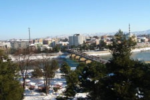 Bu binalar Karadeniz fıkralarını aratmıyor!