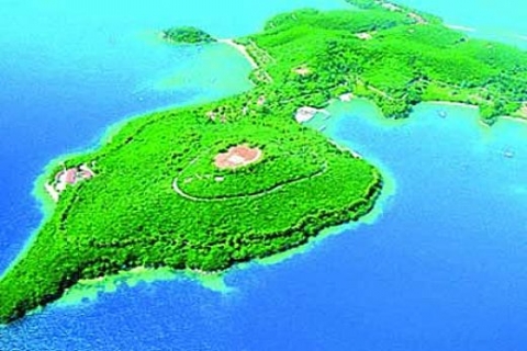 Skorpios adası 500 milyon euroya satışa çıktı, Türkler talip oldu!