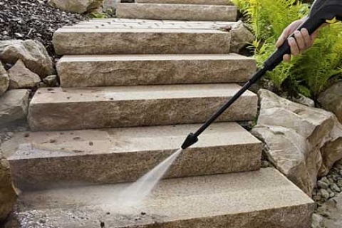 Karcher'den balkon ve teras temizliği için K 3.200 basınçlı yıkama makinesi!