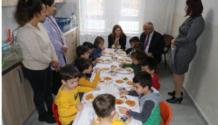 Veliler müjde! Okullarda ücretsiz yemek kapsamı genişletilecek! O grupta olan herkes hemen faydalanacak!