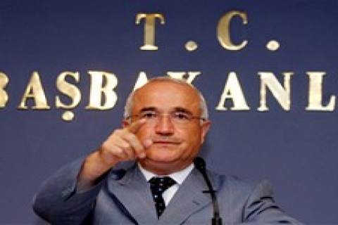 Cemil çiçek: Metrolar için 3 milyar lira harcanacak!